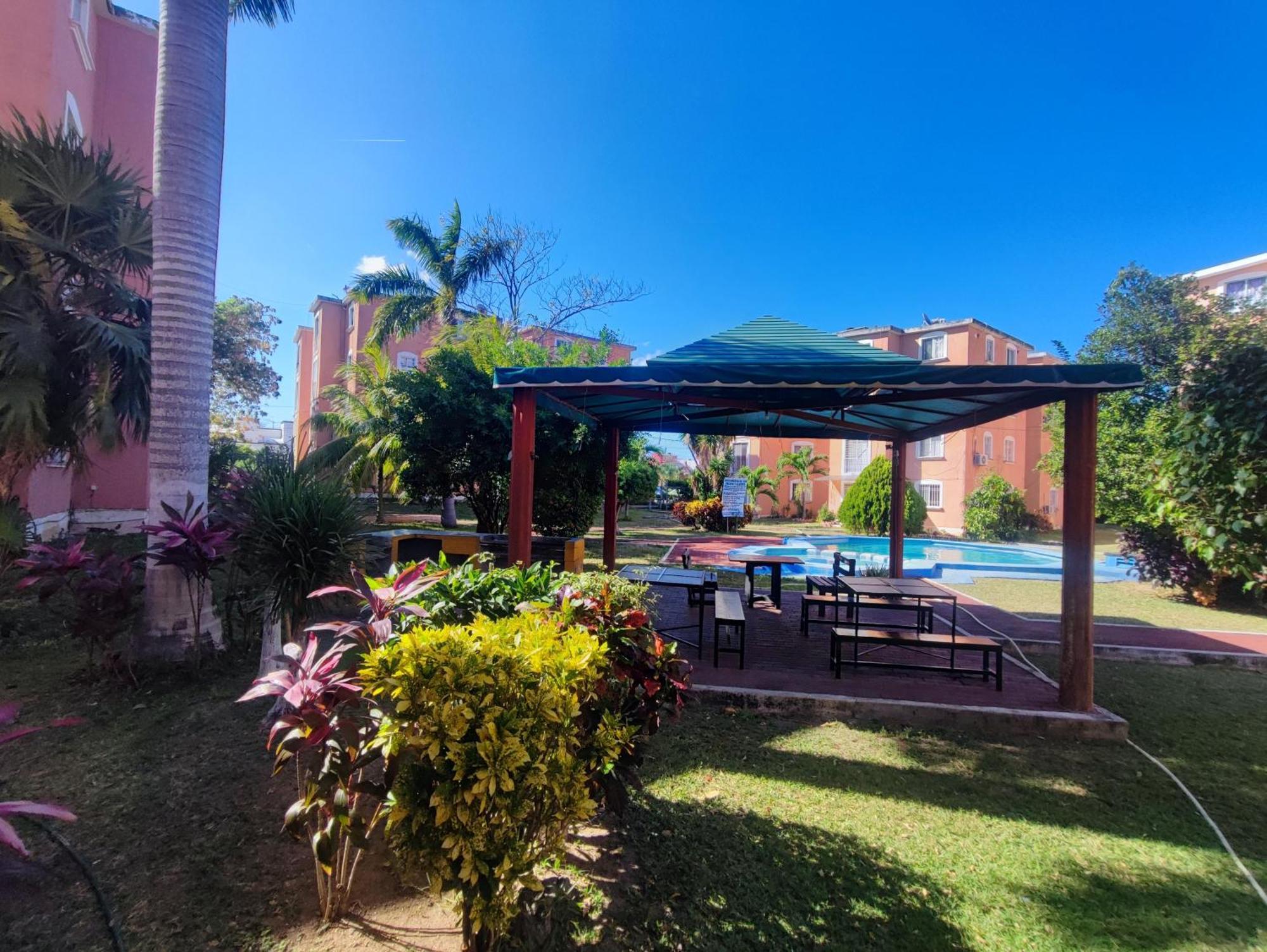 Appartamento RESIDENCIAL CALIFORNIA 4 personas Cancún Esterno foto